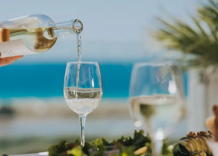 Hotel Naxos Grand 4*