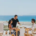 Hotel Naxos Grand 4*