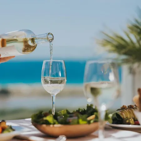 Hotel Naxos Grand 4*