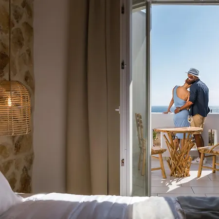 מלון Naxos Grand סטלידה